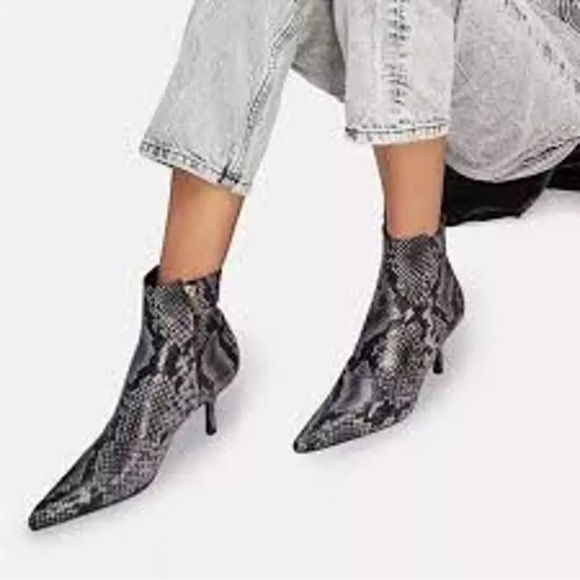 NIB ANINE BING Ava Booties - Blue Python size 6/36 EU - Picture 5 of 9